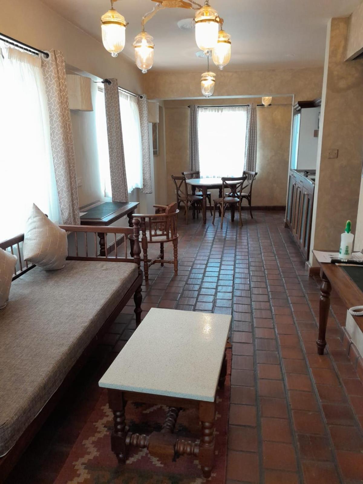 Woodmere Grand Hotel & Serviced Apartments Найроби Екстериор снимка