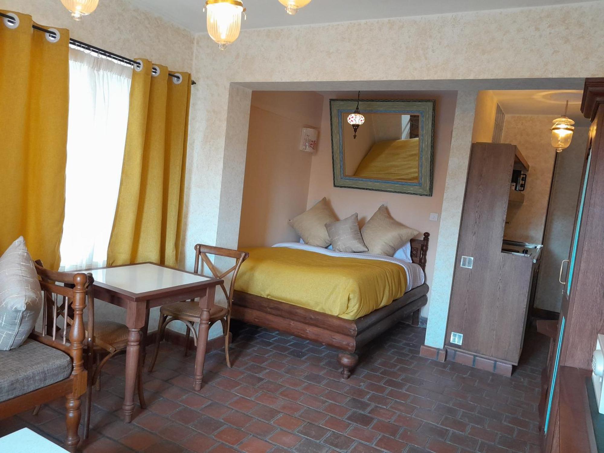 Woodmere Grand Hotel & Serviced Apartments Найроби Екстериор снимка