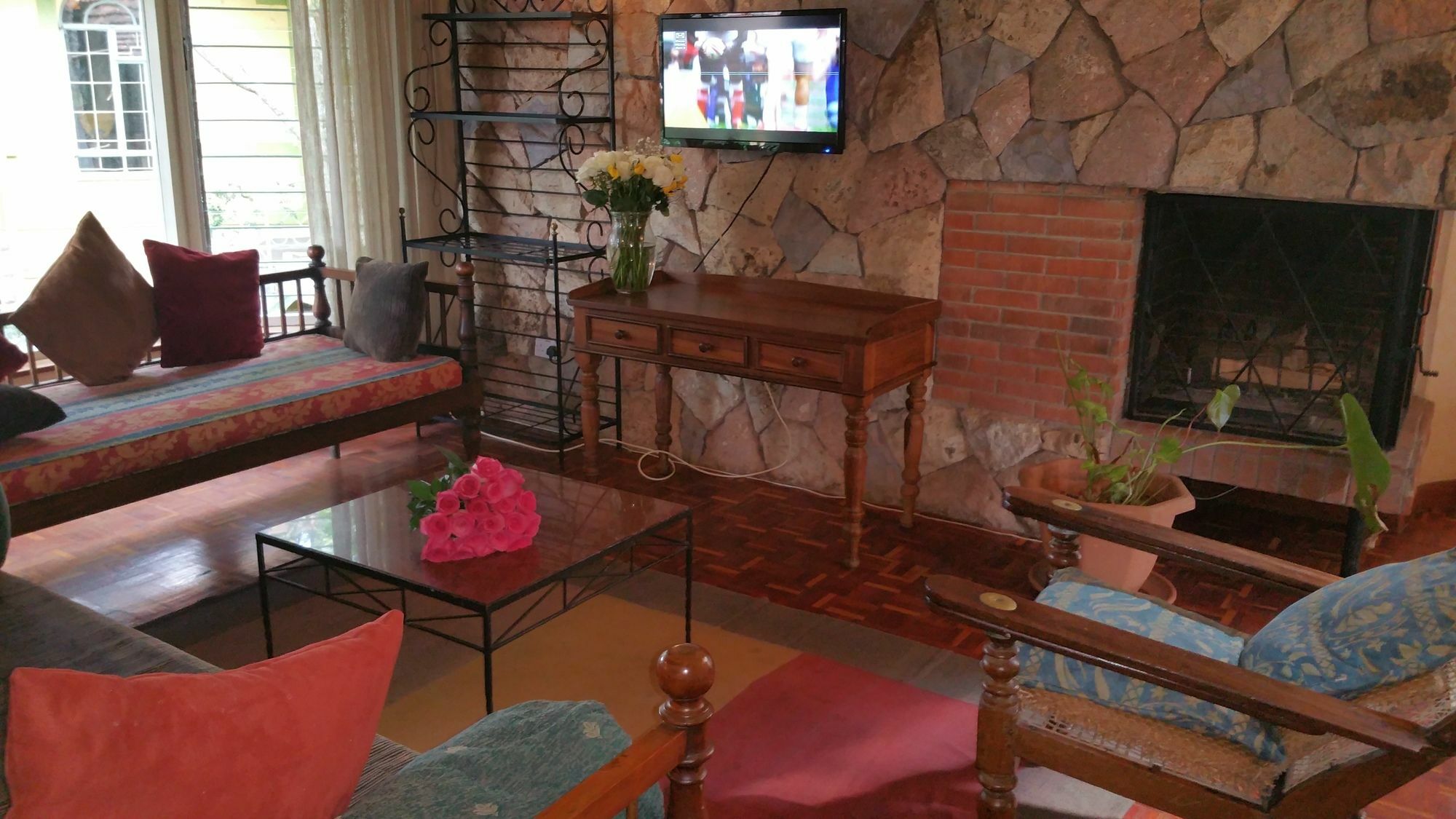Woodmere Grand Hotel & Serviced Apartments Найроби Екстериор снимка
