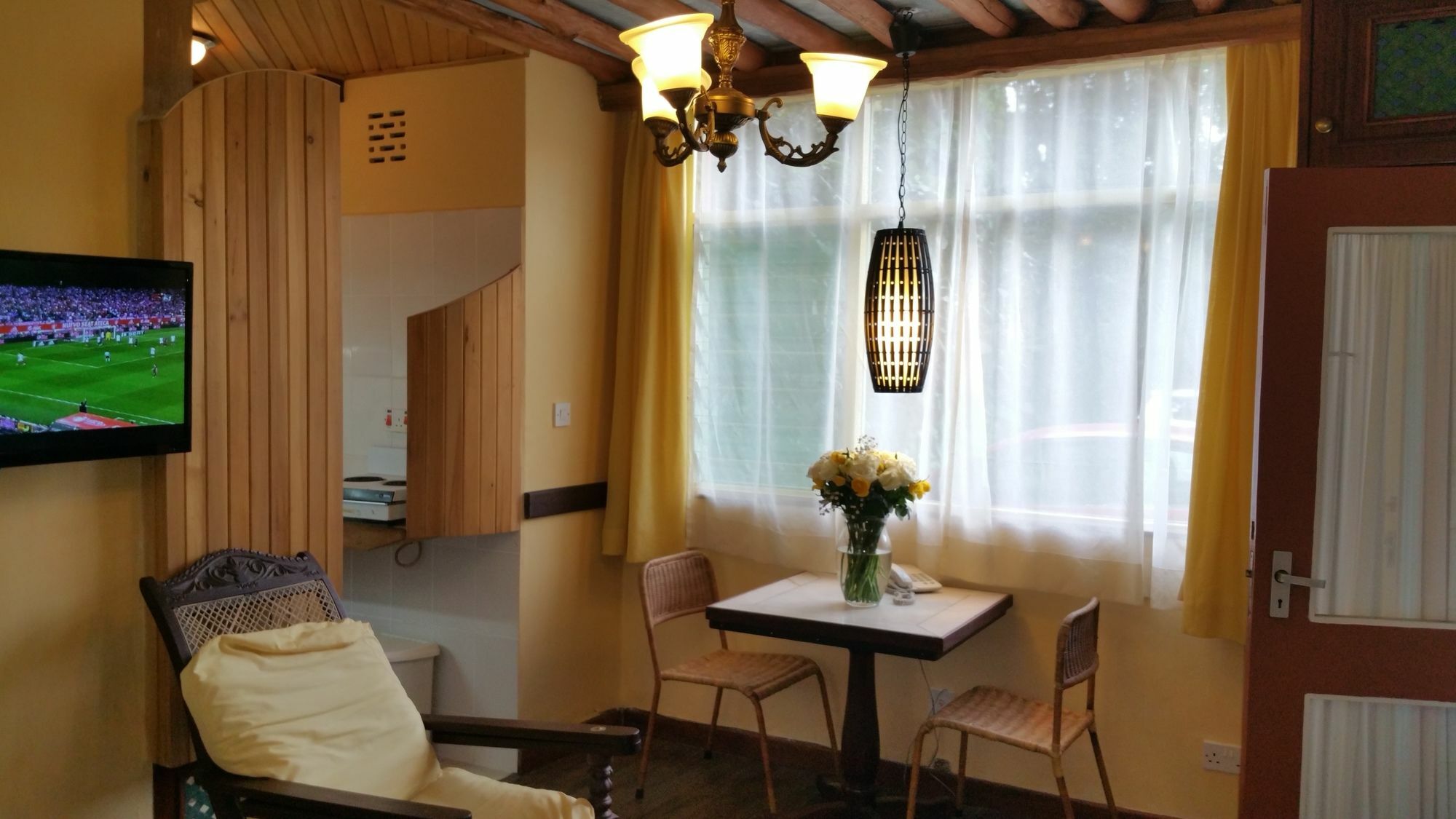 Woodmere Grand Hotel & Serviced Apartments Найроби Екстериор снимка